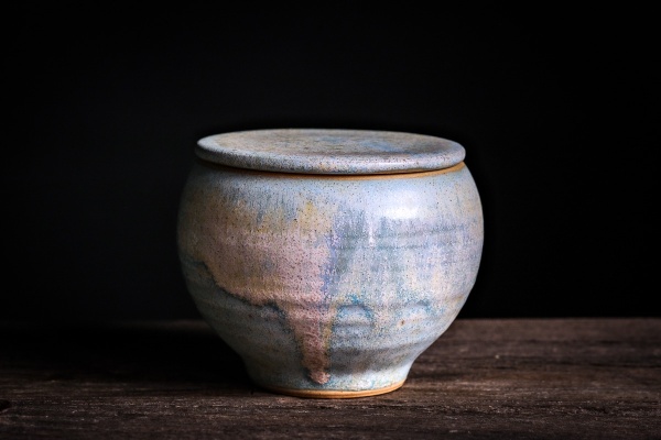 Keramikbehälter 200ml mattgrün von Michiko Shida