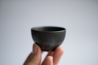 Cup 55ml anthrazit/schwarz von Michiko Shida